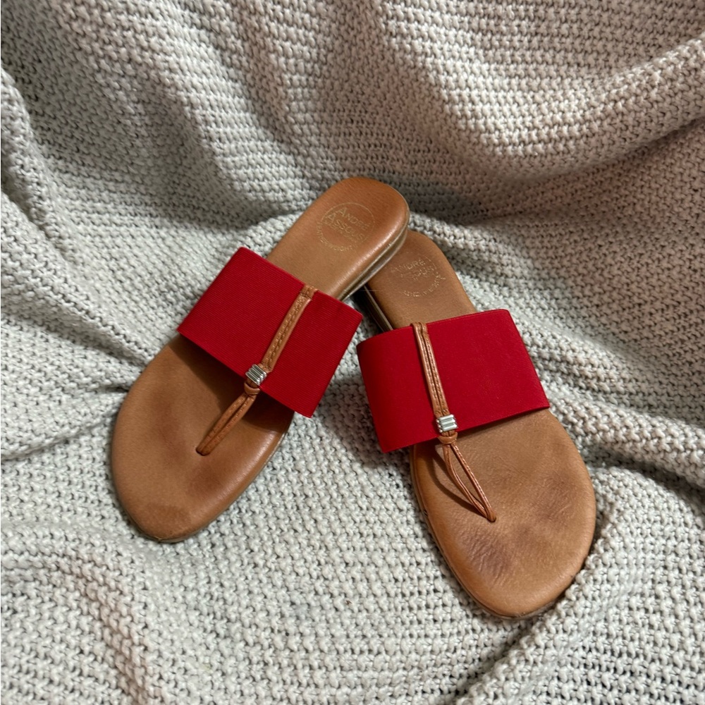 Andre Assouse Featherweights Red Thong Sandals, Size 9